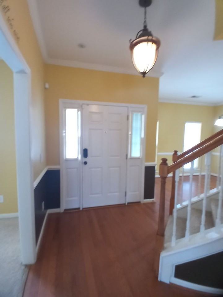 565 Batty Way - Photo 4 of 45