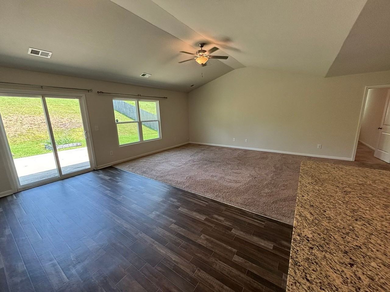 127 Sundew Rd - Photo 3 of 21