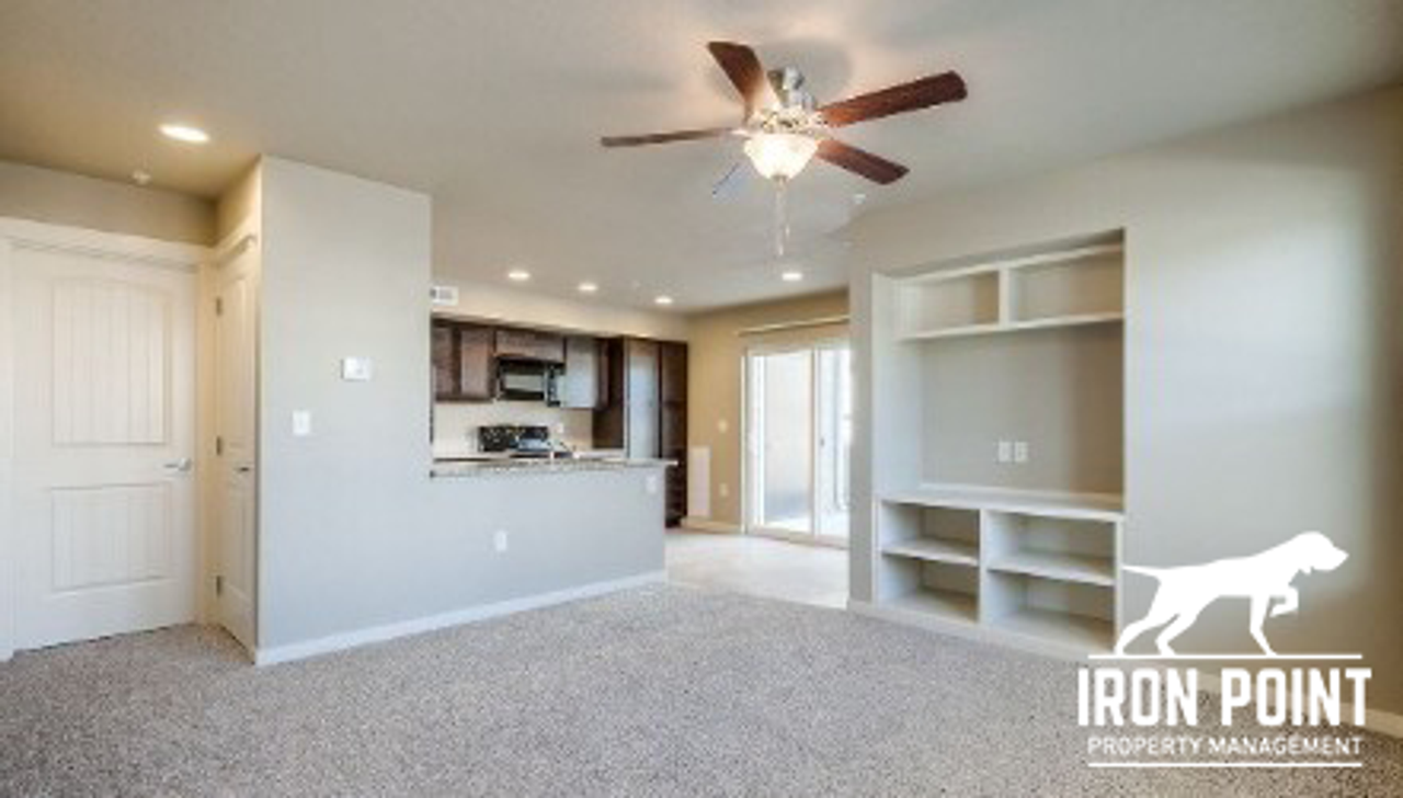 4772 N Morninggale Dr - Photo 3 of 14