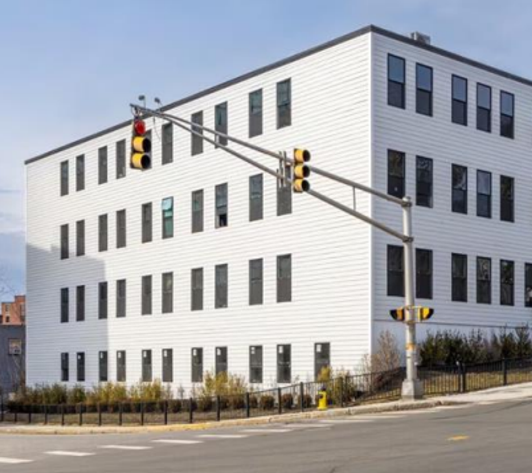 66 Emerson st - Photo 3 of 16