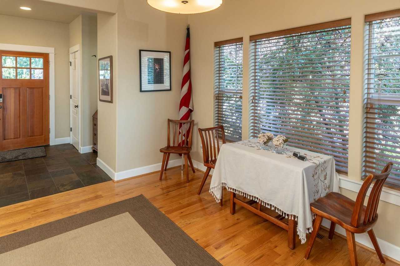 2158 Sw 36th Ct - Photo 2 of 23