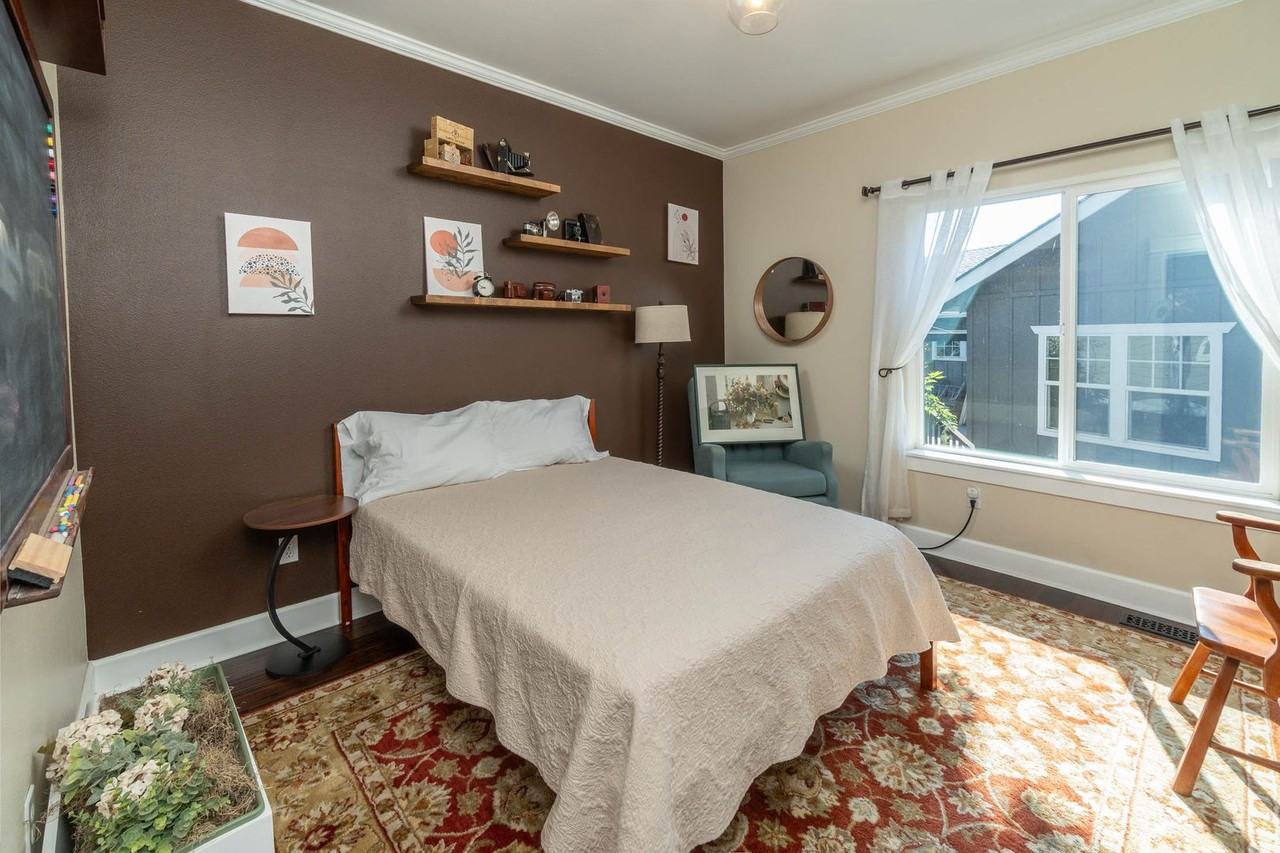 2158 Sw 36th Ct - Photo 7 of 23