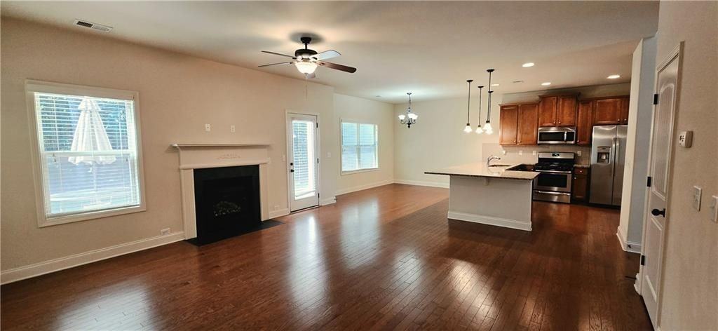 3265 Carrick Rd - Photo 3 of 17