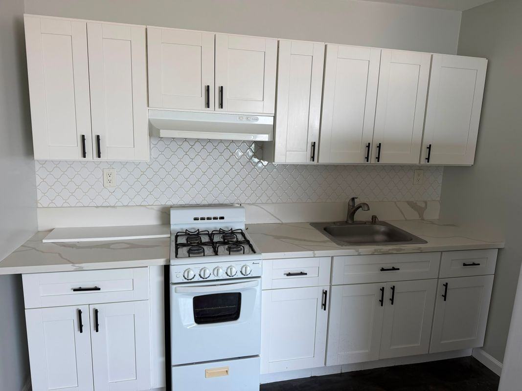 7302 San Miguel Ave - Photo 6 of 12