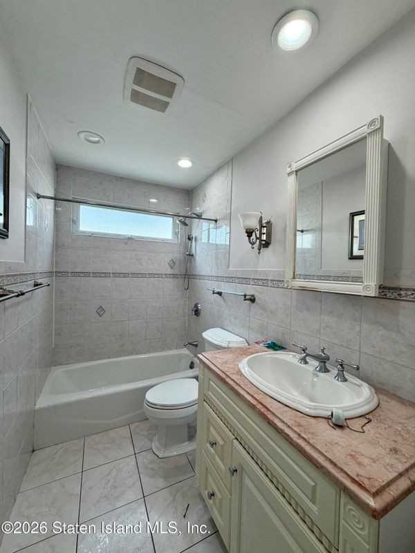12 Elwood Ave - Photo 4 of 5