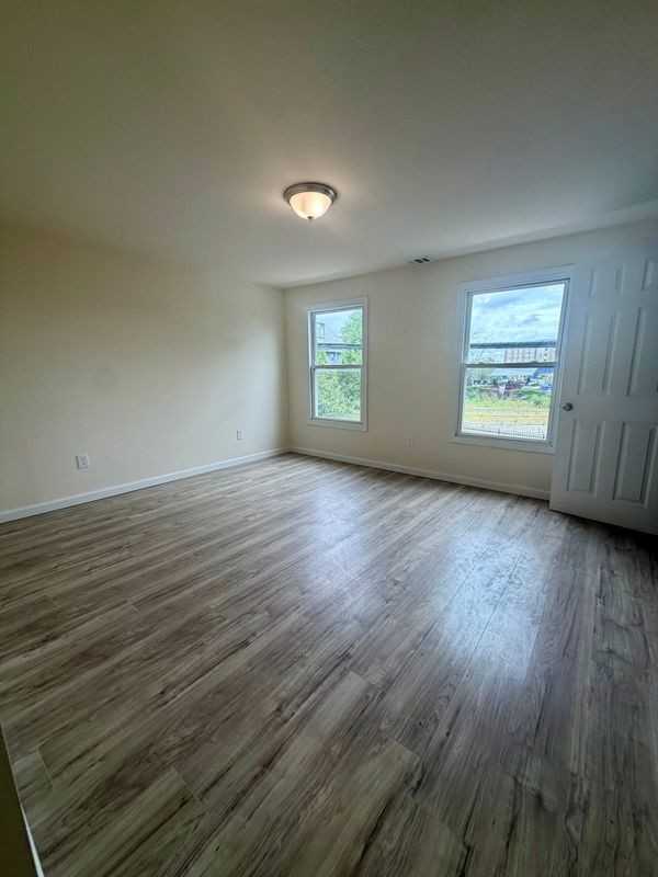 322 New St - Photo 5 of 5