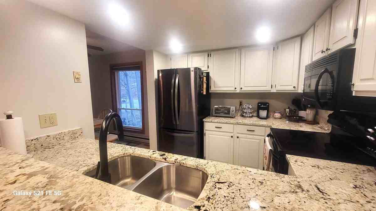 23 W Branch Rd ##8 - Photo 3 of 31