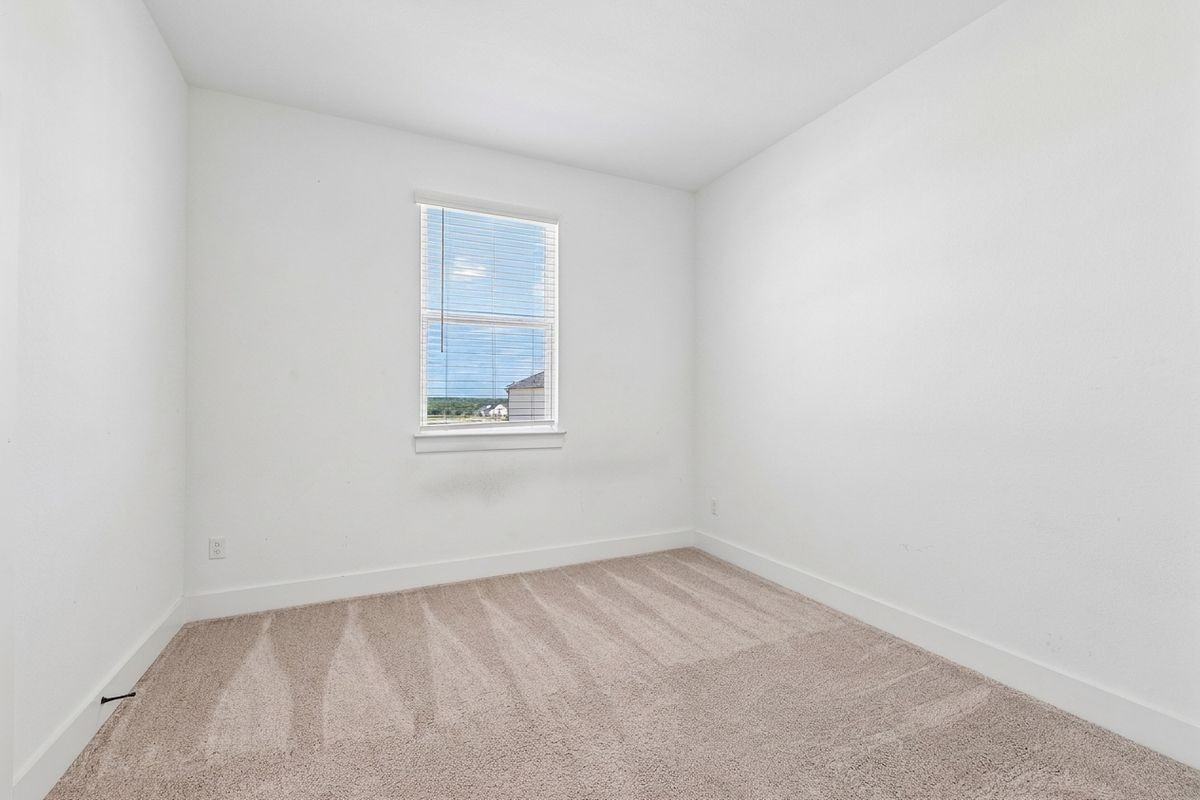 155 Sycamore Pines Ln - Photo 5 of 26