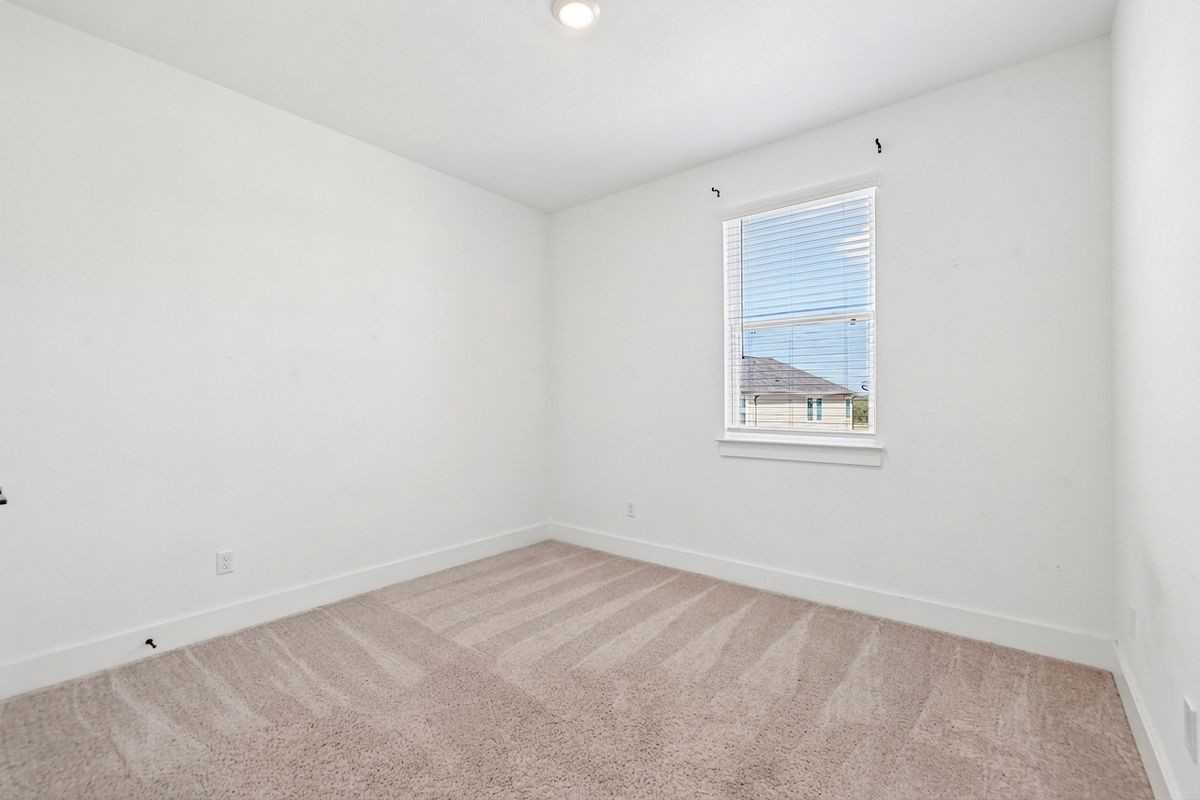 155 Sycamore Pines Ln - Photo 6 of 26