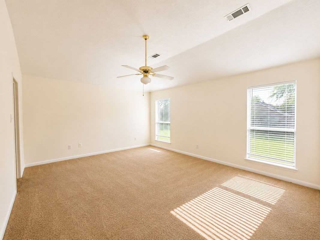 6858 Stillwater Dr - Photo 4 of 23