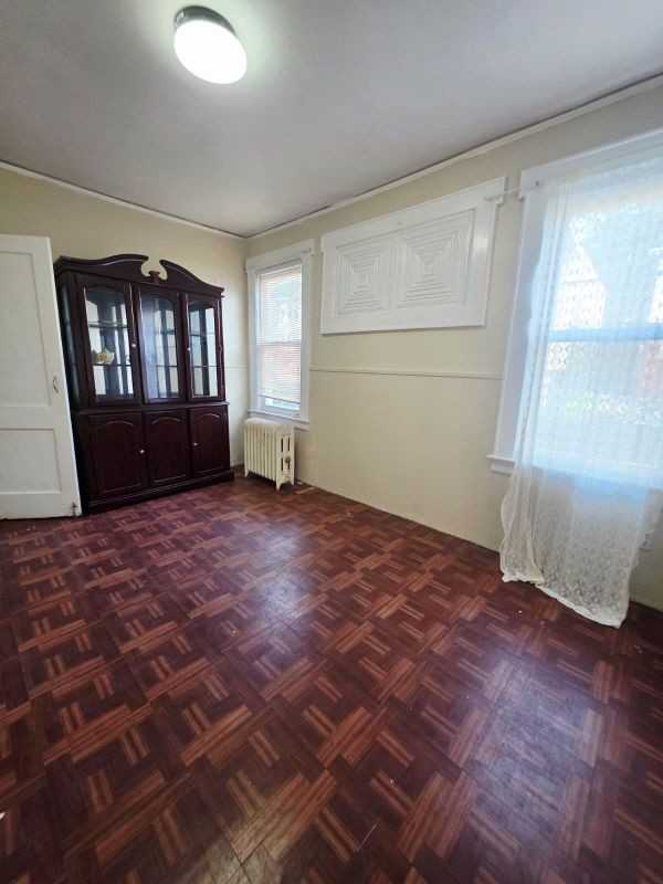 23 Maple Pl - Photo 5 of 11