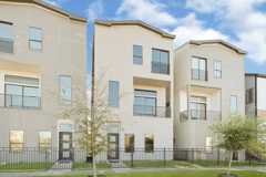 2317 Eagle St - Photo 1 of 1