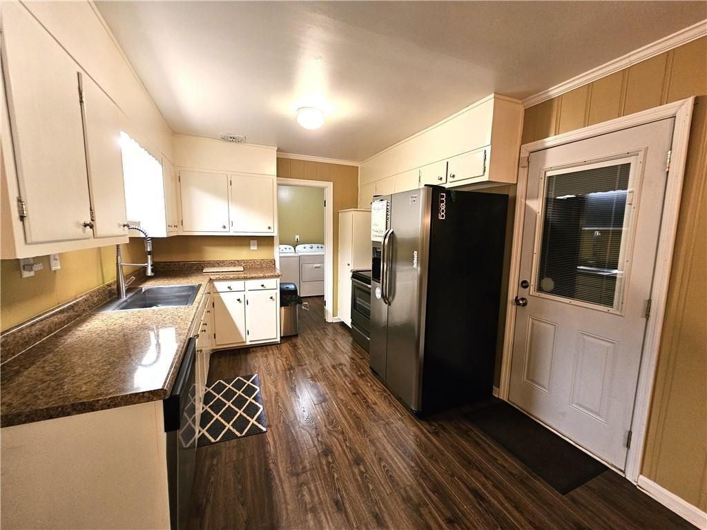 3463 Canadian Way - Photo 6 of 25