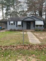 featured image of 1318 N Mosby Ave