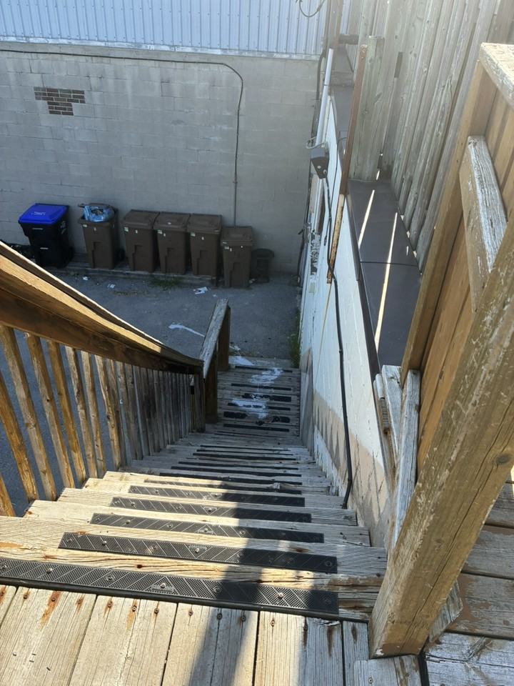 39 Victoria St W - Photo 5 of 15
