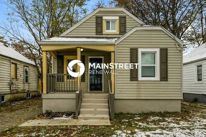 1207 Bicknell Ave - Photo 3 of 18