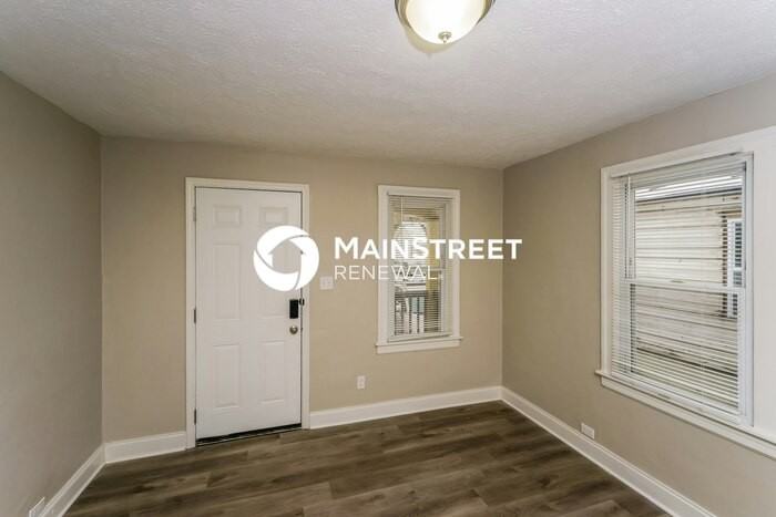 1207 Bicknell Ave - Photo 4 of 18