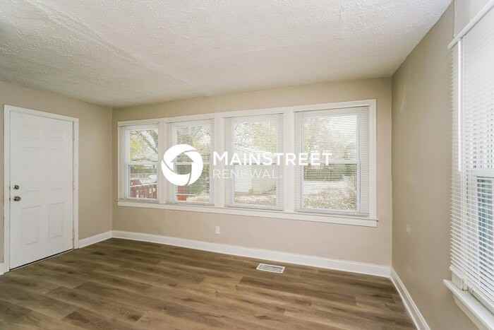 1207 Bicknell Ave - Photo 6 of 18