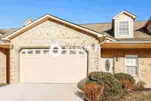 featured image of 7007 Echo Hill Way