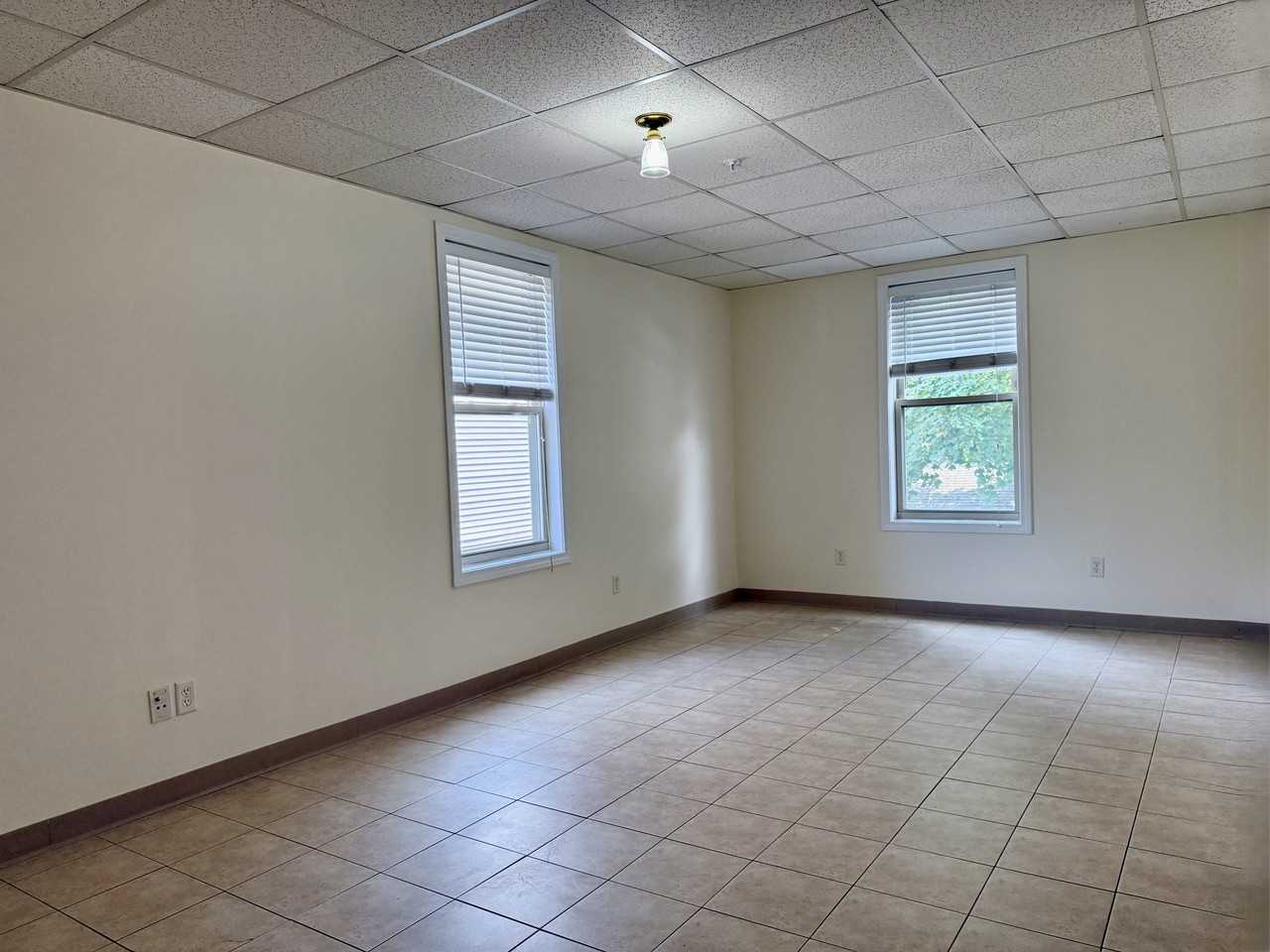 104 Adams St #8 - Photo 4 of 9