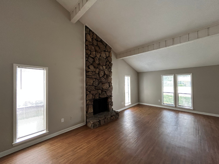 3778 Kennings Dr - Photo 2 of 20