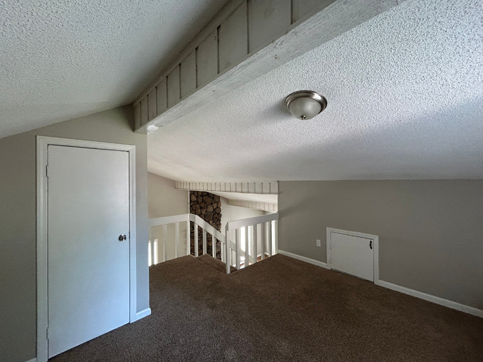 3778 Kennings Dr - Photo 5 of 20