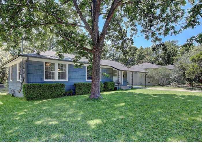 1803 Romeria Dr - Photo 2 of 32