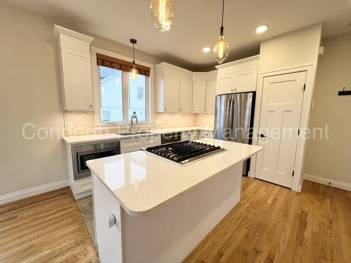 1615 Porter Ave - Photo 4 of 30