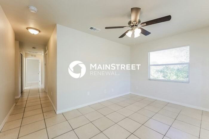 2612 63rd St W - Photo 3 of 16