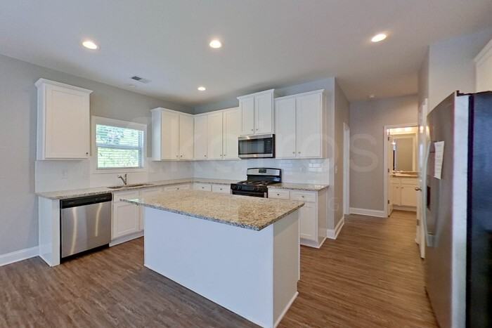 215 Orchard Ln - Photo 6 of 25