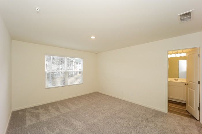 599 Magnolia Cir - Photo 6 of 17