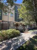8272 S Bellingham Dr - Photo 1 of 1