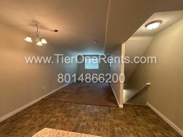 8272 S Bellingham Dr - Photo 4 of 24