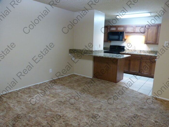 3517 Adenmor Ct #1D - Photo 3 of 8
