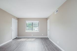 9455 Goodman Rd #E3 - Photo 1 of 1