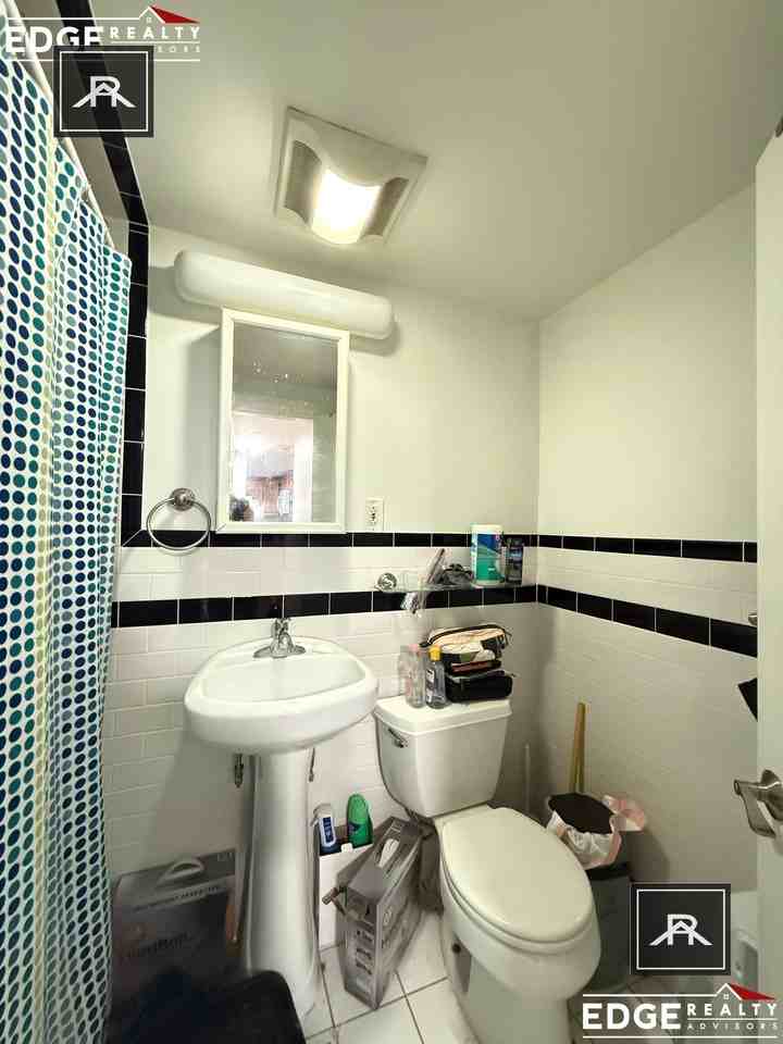 13 Euston Rd #24 - Photo 5 of 6