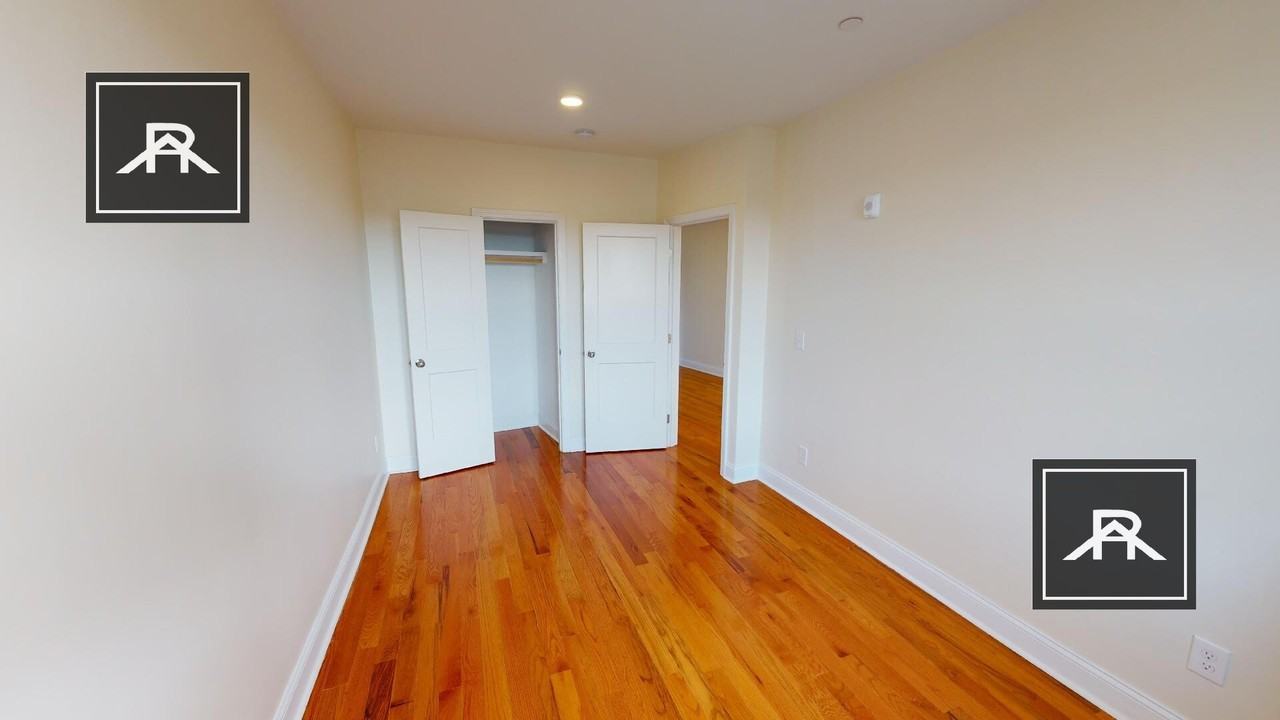 125 Sutherland Rd #L - Photo 4 of 16