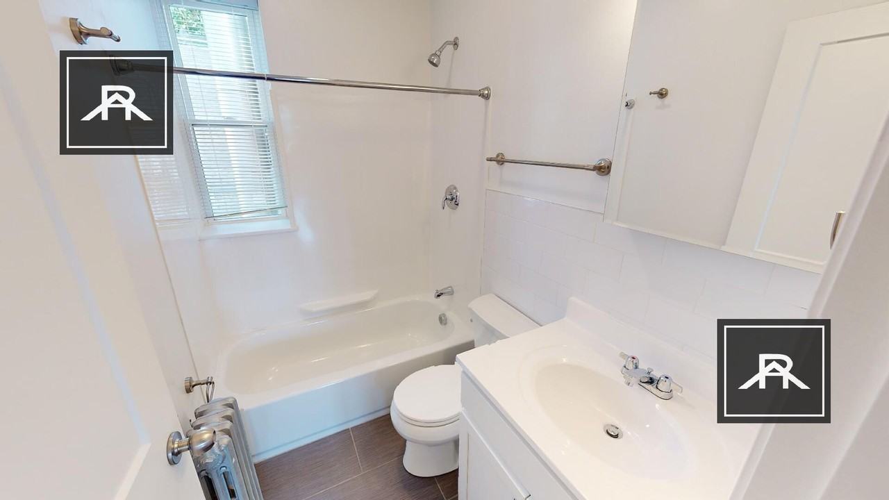 125 Sutherland Rd #L - Photo 7 of 16