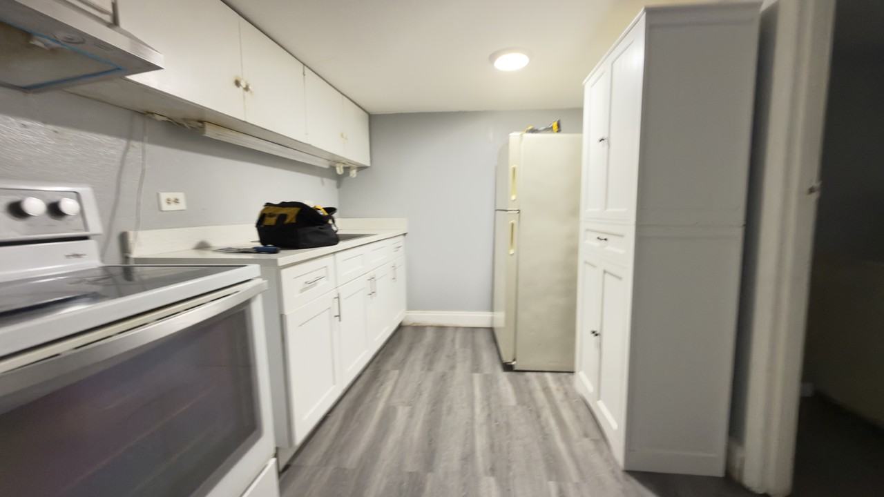 1507 Seminole Boulevard #2 - Photo 3 of 6