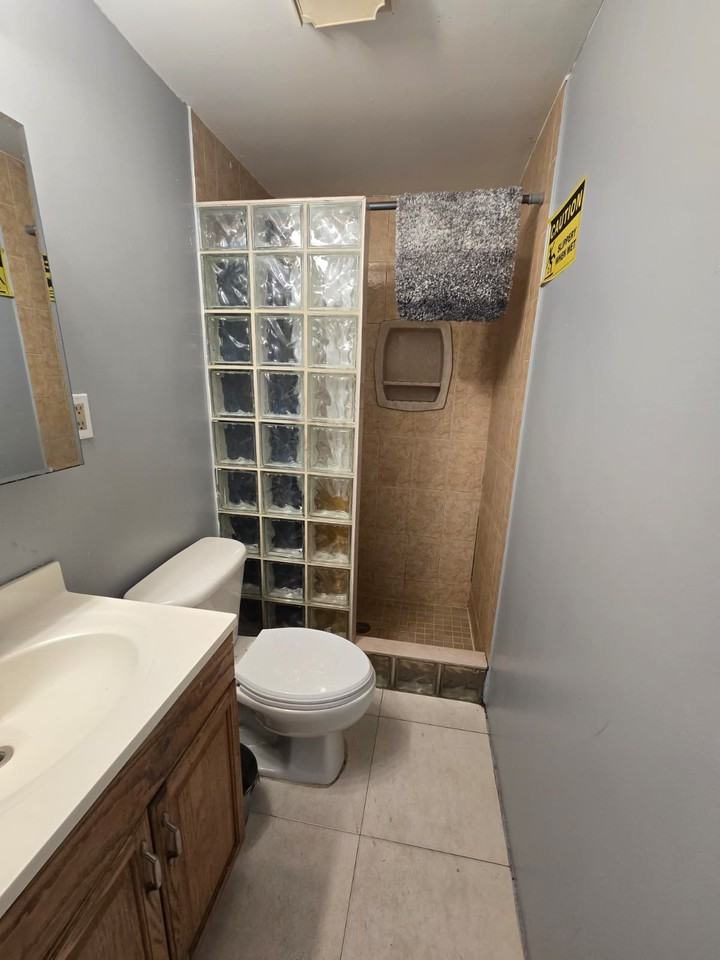 1507 Seminole Boulevard #2 - Photo 5 of 6