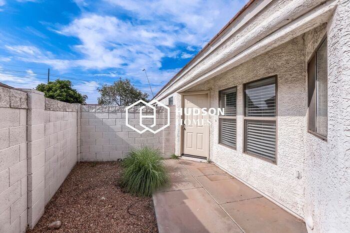 9127 E Encanto St - Photo 5 of 30