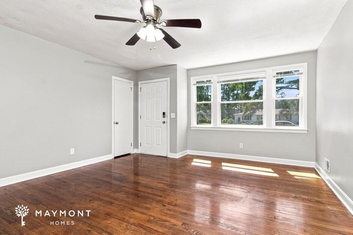 142 Dickert Dr - Photo 4 of 15