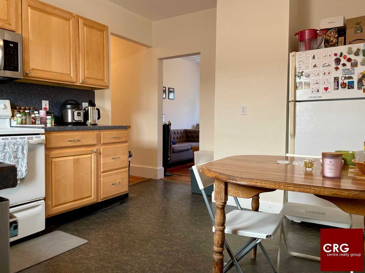 288 Boston Ave #2 - Photo 3 of 12