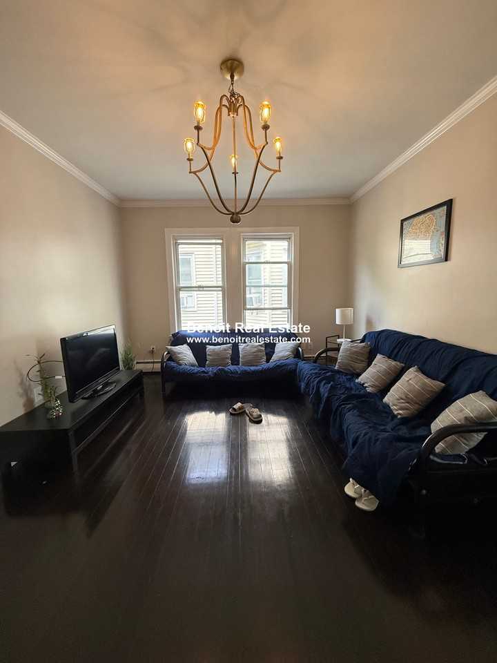Highland Ave #2 - Photo 4 of 10
