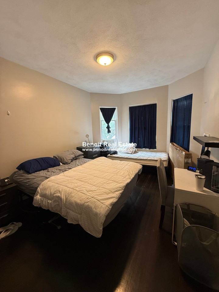 Highland Ave #2 - Photo 5 of 10