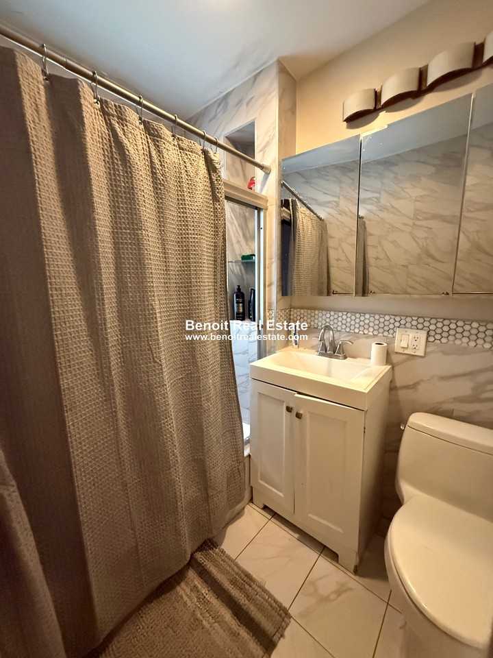 Highland Ave #2 - Photo 7 of 10