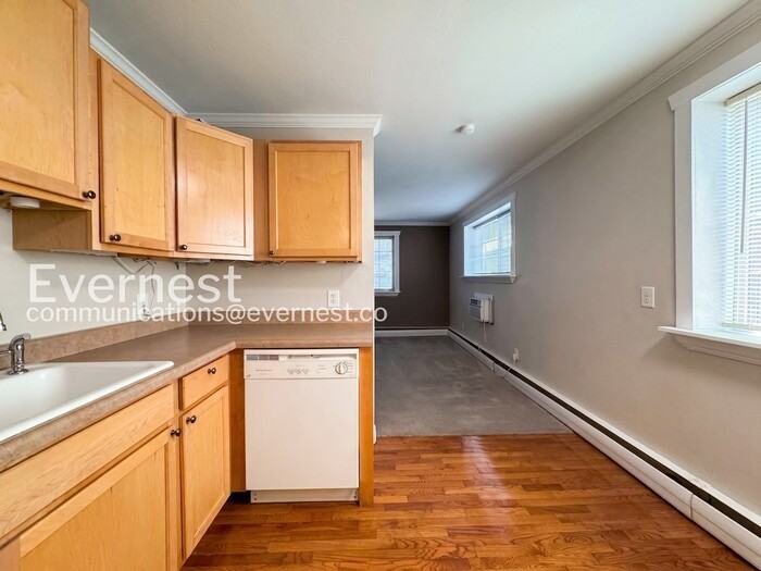 1 S Pennsylvania St #201 - Photo 2 of 15