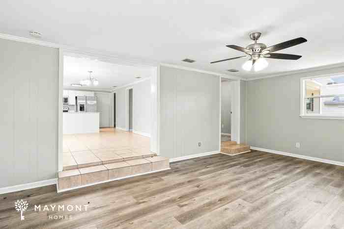 379 Aries Dr - Photo 5 of 15
