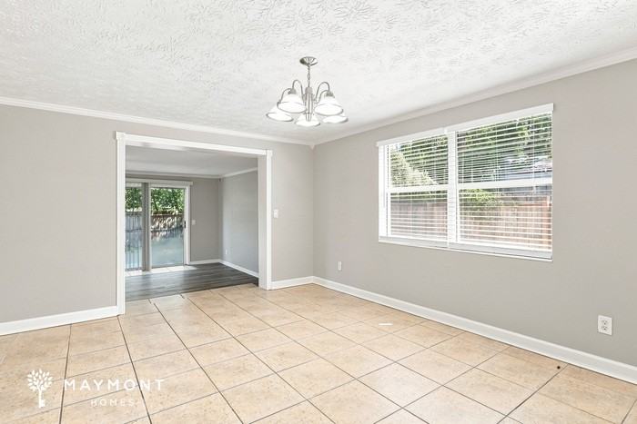 379 Aries Dr - Photo 7 of 15