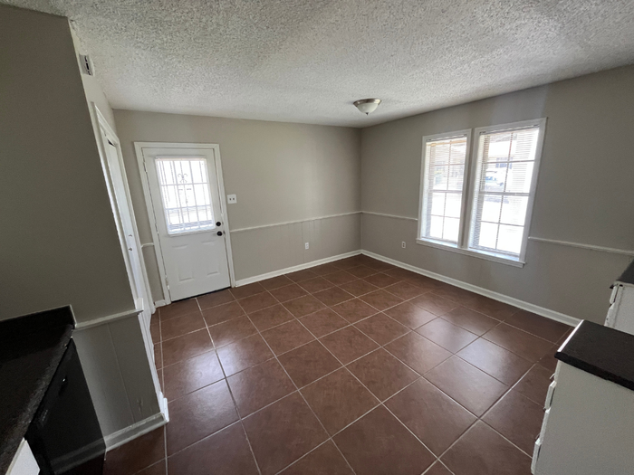 4534 Villagreen Dr - Photo 5 of 20